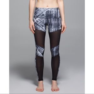Lululemon Hot To Street Pant in Heat Wave